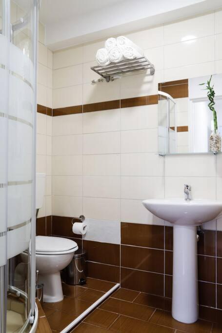 Cozy Apartment Near Airport Koropíon Eksteriør bilde