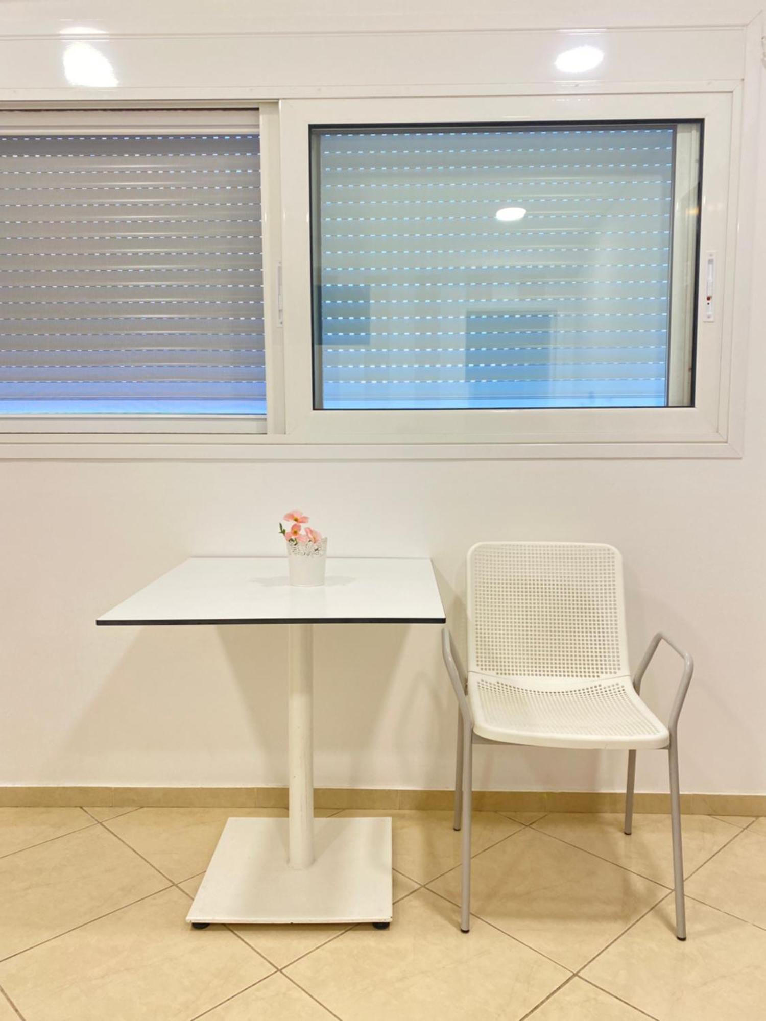 Cozy Apartment Near Airport Koropíon Eksteriør bilde